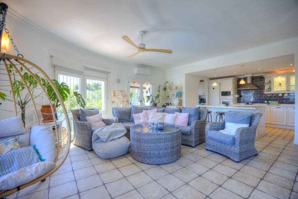 6 Zimmer Villa zu verkaufen in Moraira mit Pool - 925.000 € (Ref: 9138631)