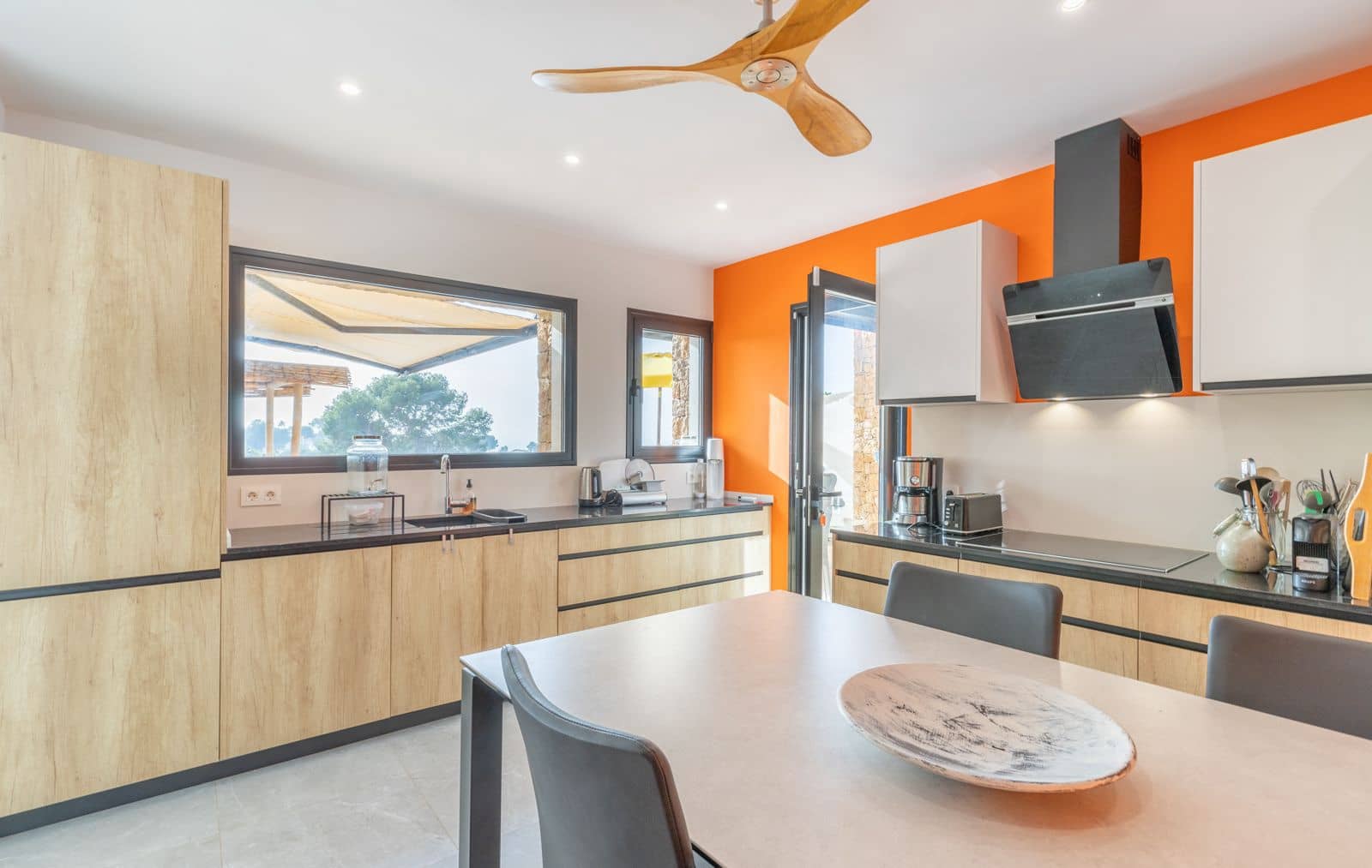 9 soveværelse Villa til salg i Moraira med swimmingpool - € 1.750.000 (Ref: 9138632)