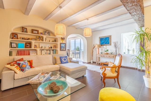 4 Zimmer Villa zu verkaufen in Moraira, Teulada-Moraira mit Pool - 1.925.000 € (Ref: 9138633)