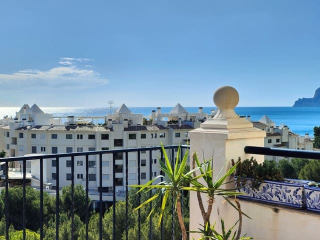 3 bedroom Townhouse for sale in Altea - € 380,000 (Ref: 9138635)