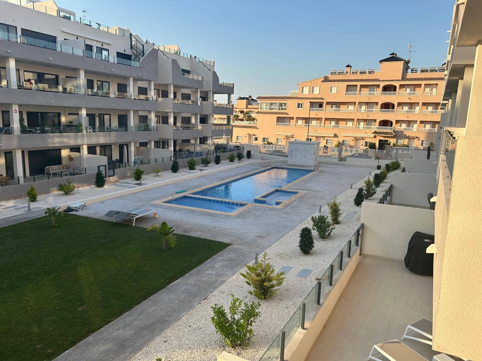 3 camera da letto Appartamento da affitare come casa vacanza in Villamartin con piscina garage - 455 € (Rif: 9144551)