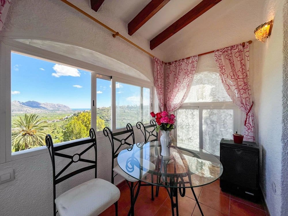 3 camera da letto Villa in vendita in Orba con piscina - 339.000 € (Rif: 9145980)