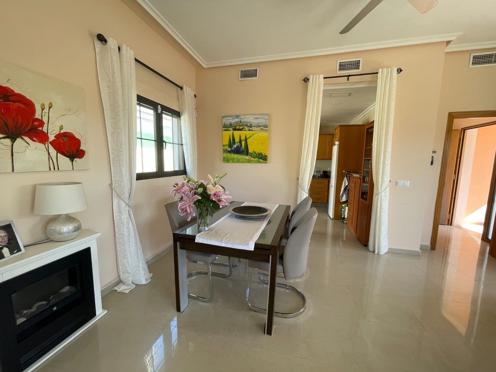 3 makuuhuone Huvila lomavuokrausta paikassa La Marina mukana uima-altaan - 1 155 € (Ref: 9148658)