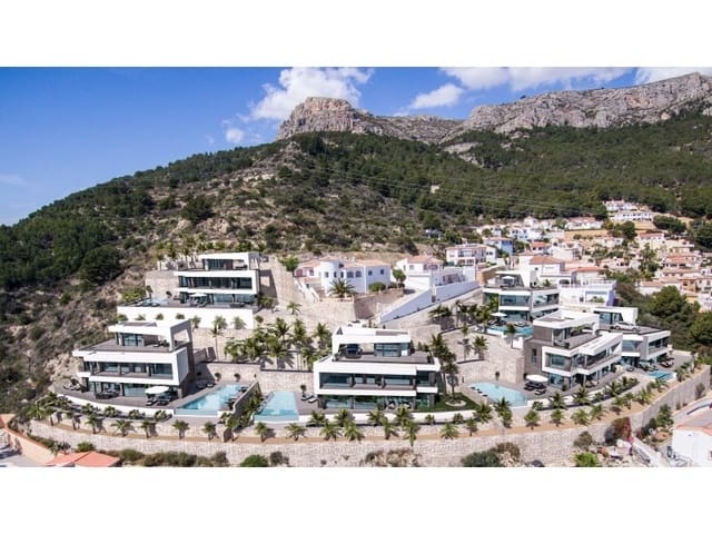 4 soverom Villa til salgs i Pueblo, Calpe / Calp - € 1 850 000 (Ref: 9165045)