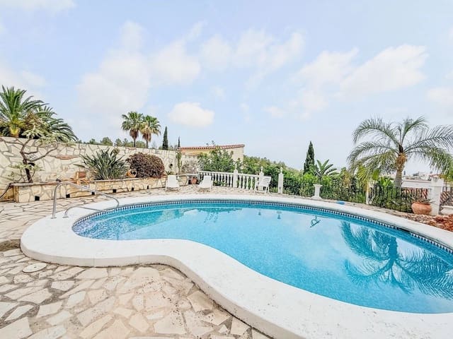 4 quarto Moradia para venda em Dénia com piscina - 595 000 € (Ref: 9180417)