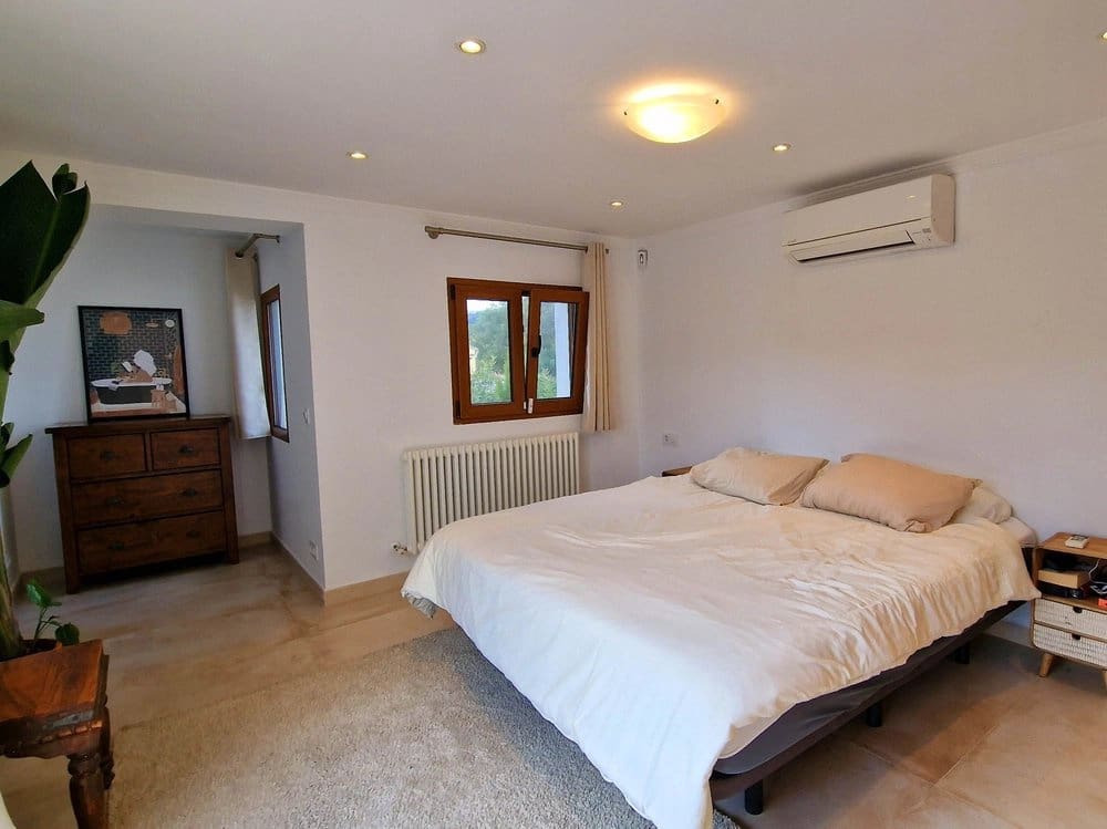 5 soverom Finca/Herregård til salgs i Orba med svømmebasseng - € 645 000 (Ref: 9180612)