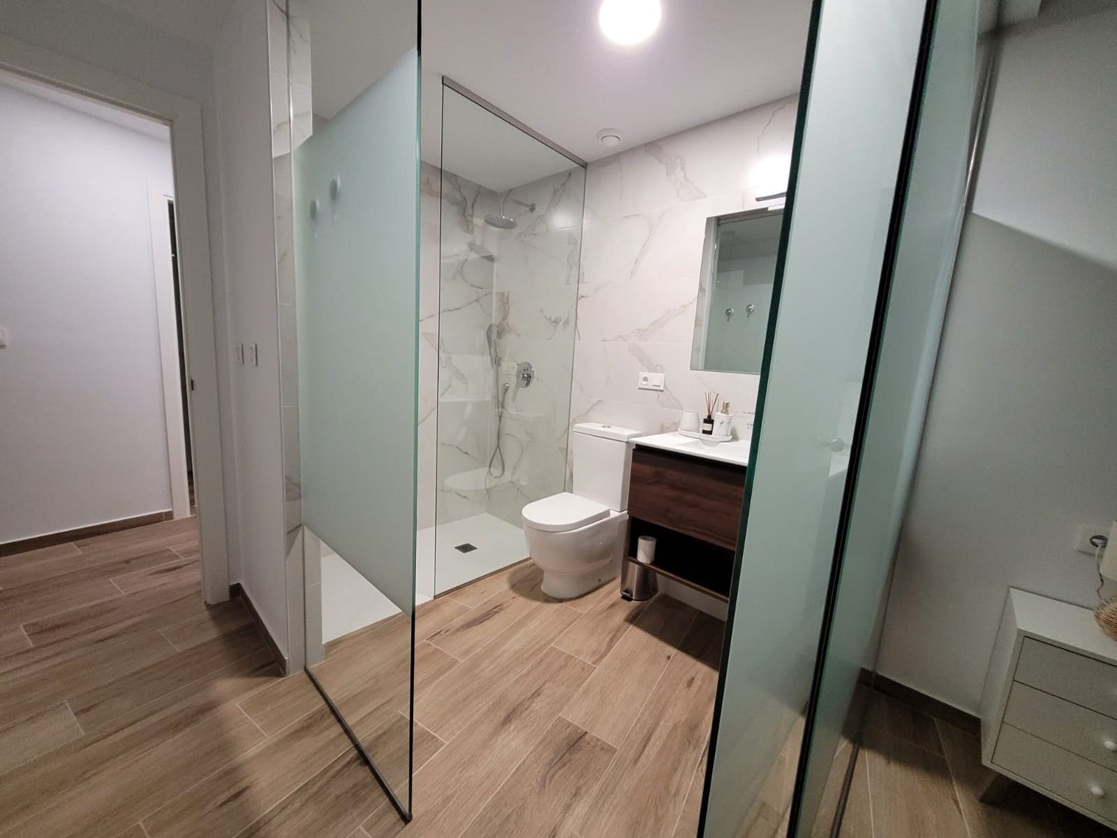 2 slaapkamer Appartement voor vakantieverhuur in Villamartin met zwembad garage - € 375 (Ref: 9181476)