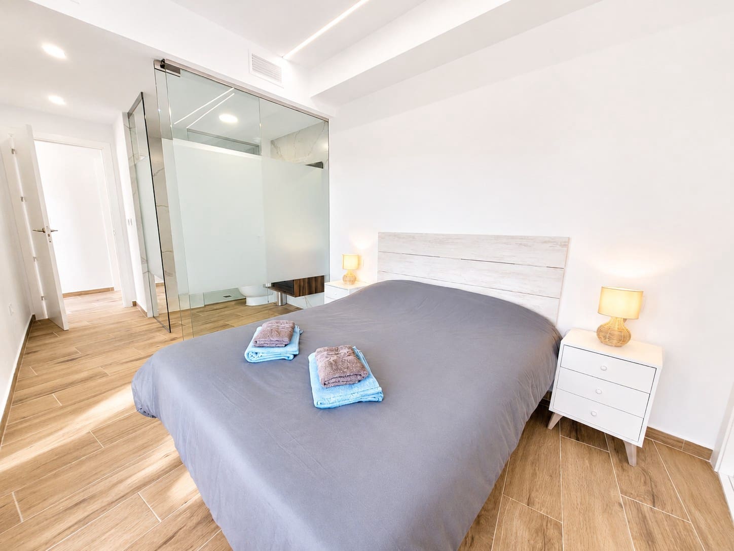 2 bedroom Apartment for holiday rental in Orihuela Costa with pool garage - € 375 (Ref: 9181476)