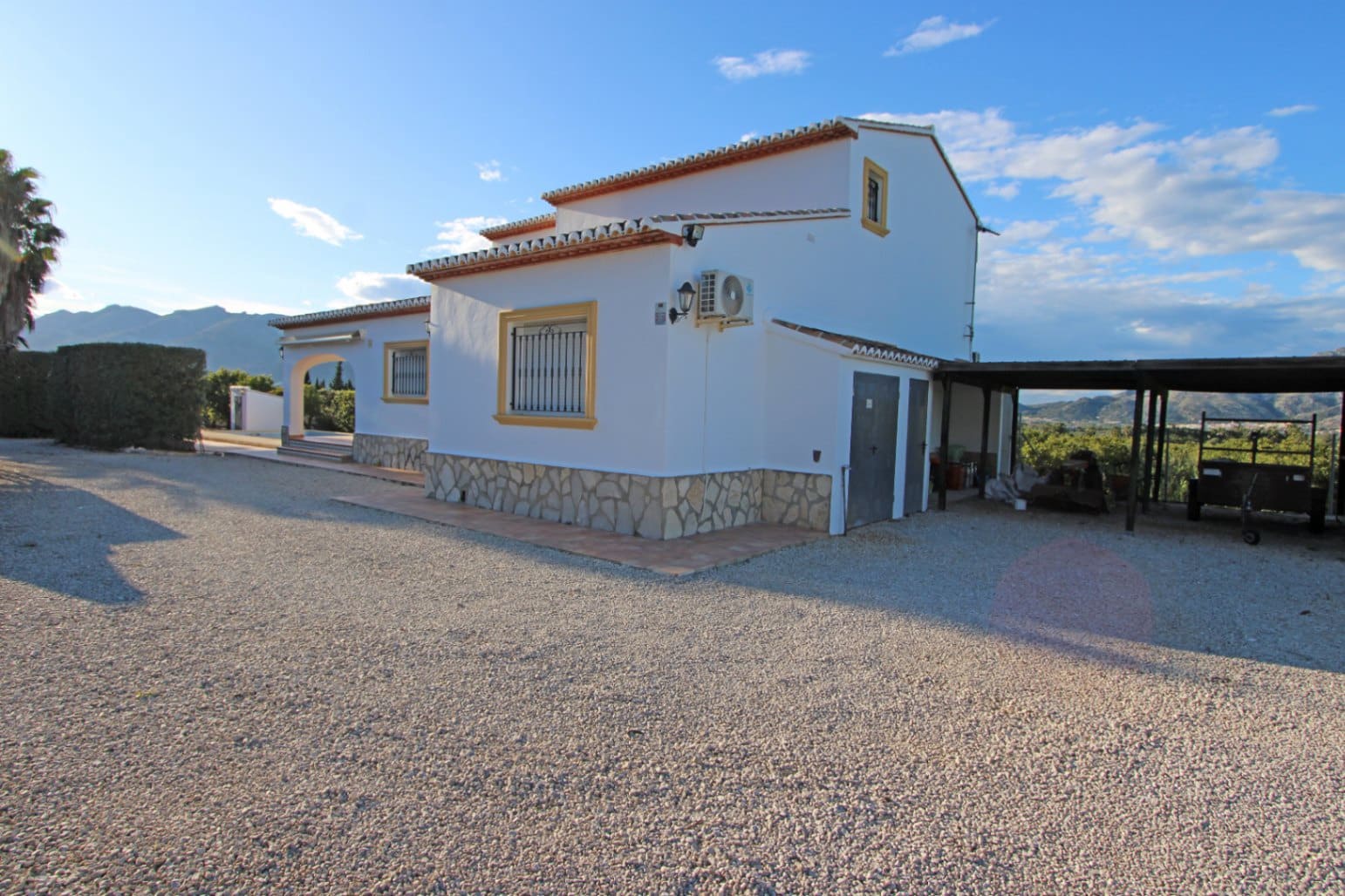 4 slaapkamer Finca/Landhuis te koop in Benidoleig met zwembad - € 575.000 (Ref: 9181948)