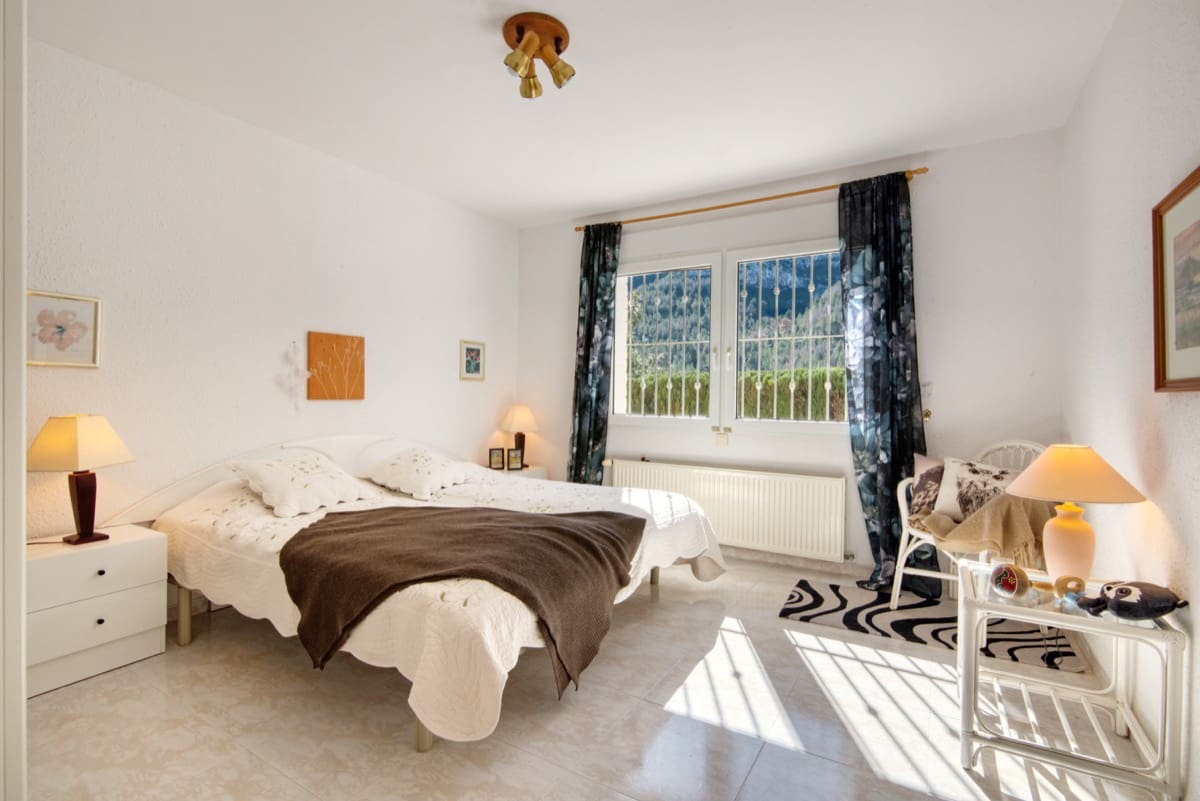 3 Zimmer Villa zu verkaufen in Denia mit Pool - 699.000 € (Ref: 9184401)