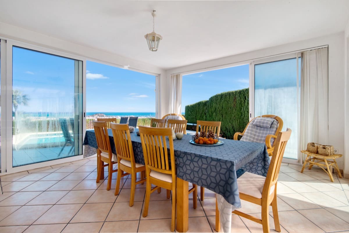 3 Zimmer Villa zu verkaufen in Denia mit Pool - 699.000 € (Ref: 9184401)