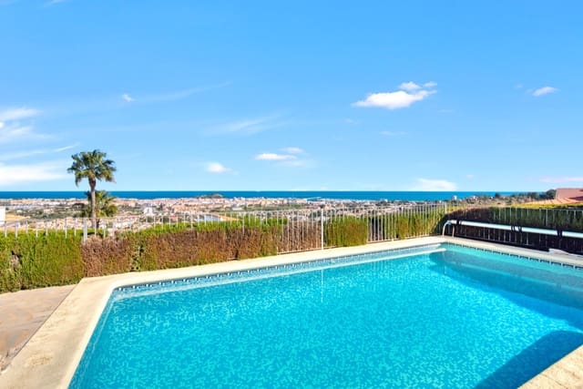 3 Zimmer Villa zu verkaufen in Dénia mit Pool - 699.000 € (Ref: 9184401)