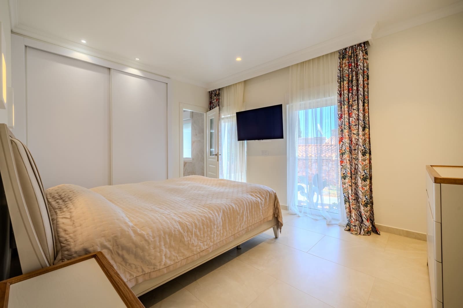 Chalet de 3 habitaciones en Dénia en venta con piscina - 980.000 € (Ref: 9184568)