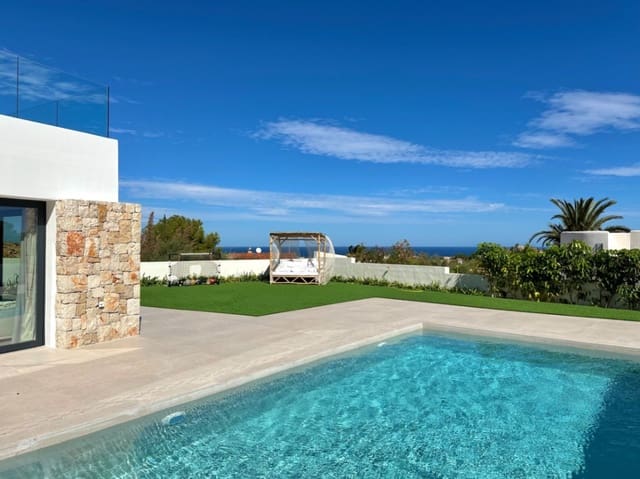 4 quarto Moradia para venda em Dénia com piscina - 1 795 000 € (Ref: 9185707)