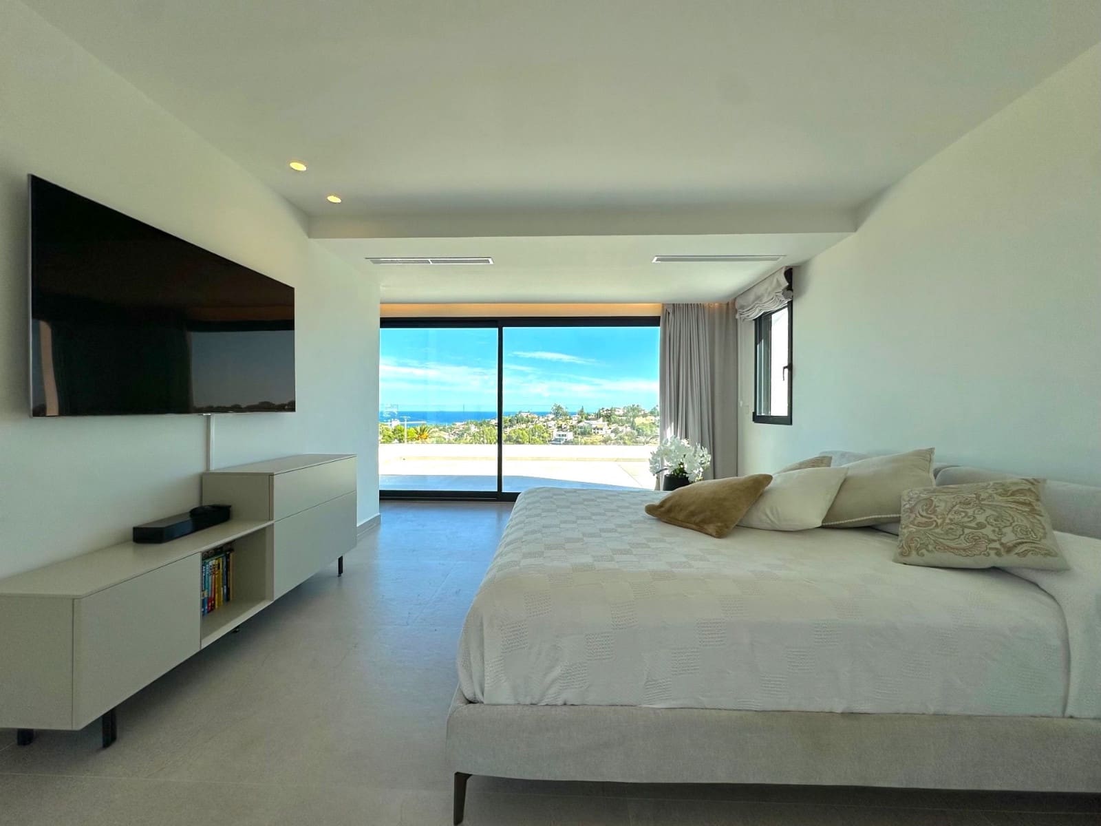 4 quarto Moradia para venda em Denia com piscina - 1 795 000 € (Ref: 9185707)