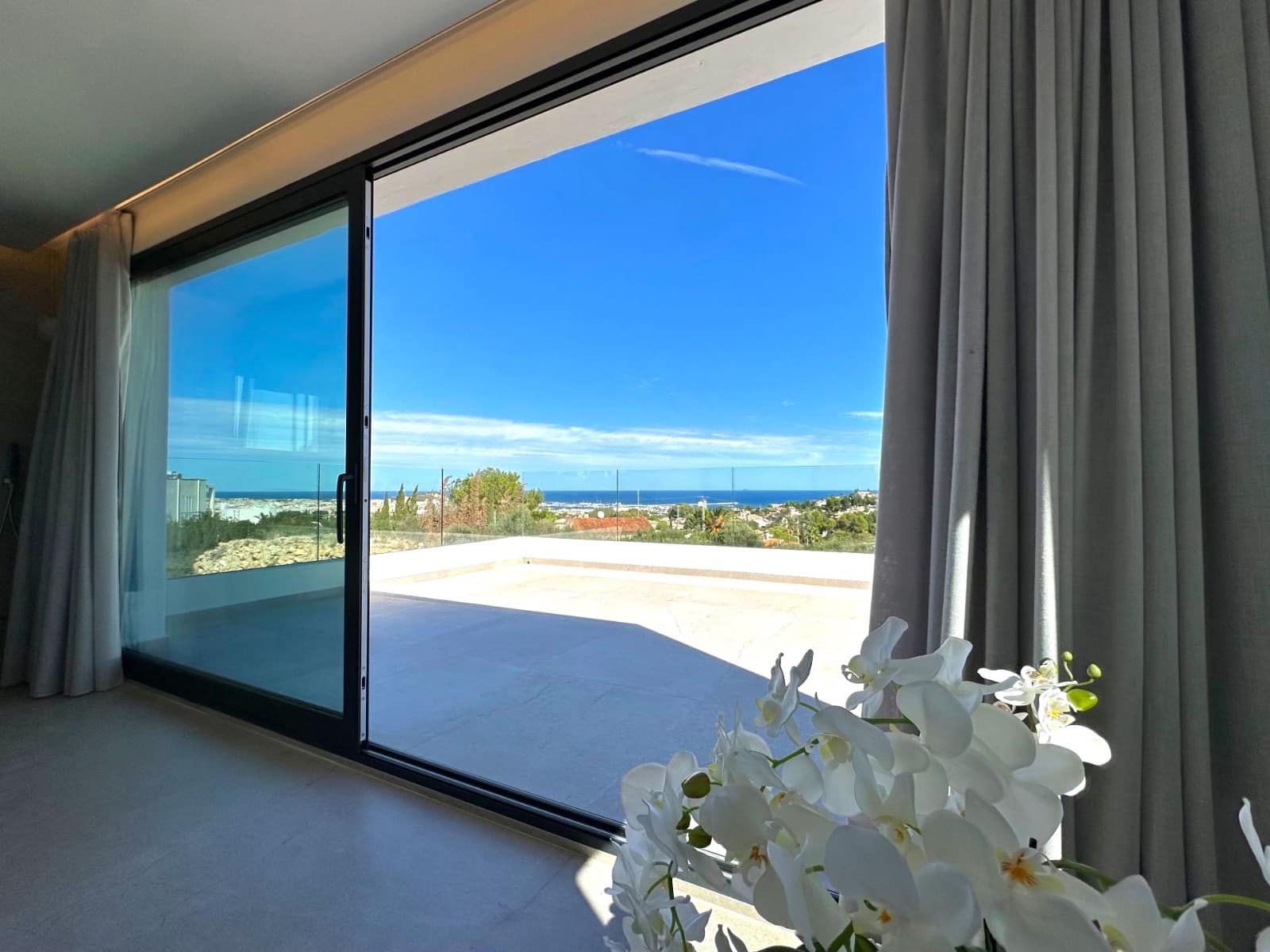 4 quarto Moradia para venda em Denia com piscina - 1 795 000 € (Ref: 9185707)