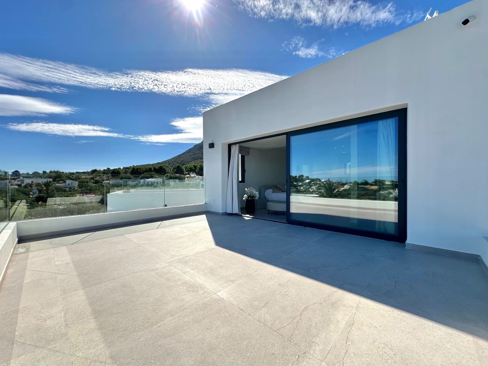 4 quarto Moradia para venda em Denia com piscina - 1 795 000 € (Ref: 9185707)