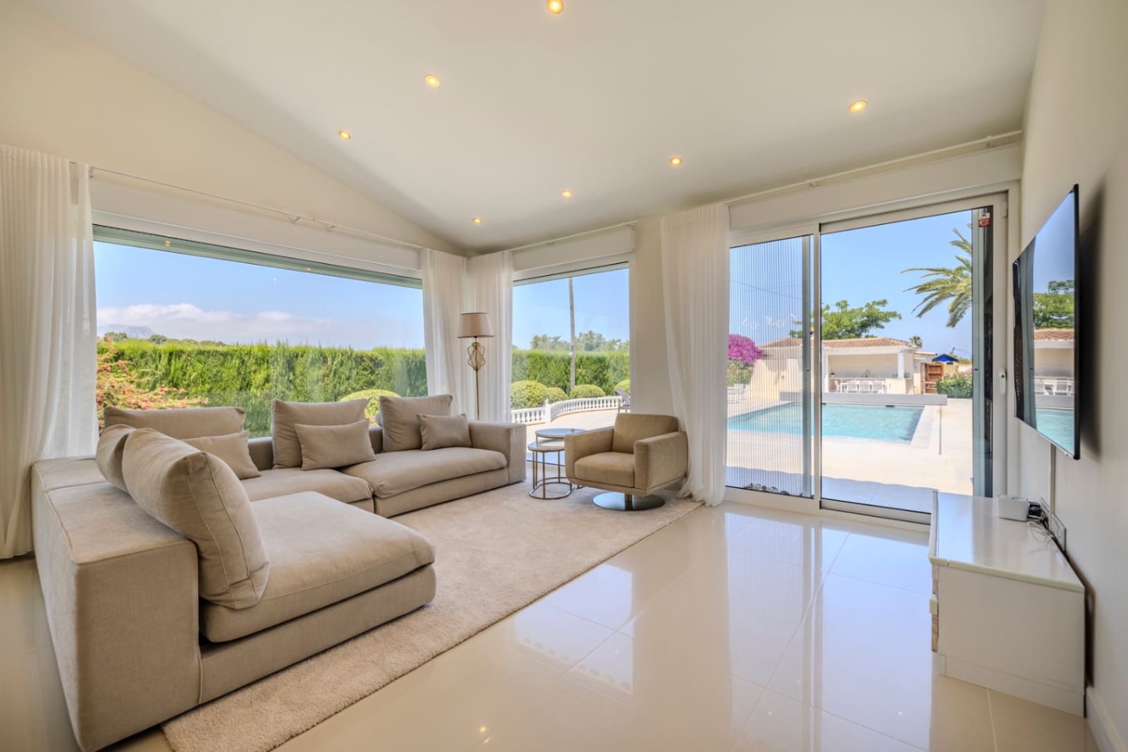 5 sypialnia Finka/Dom wiejski na sprzedaż w Denia z basenem - 2 650 000 € (Ref: 9186262)