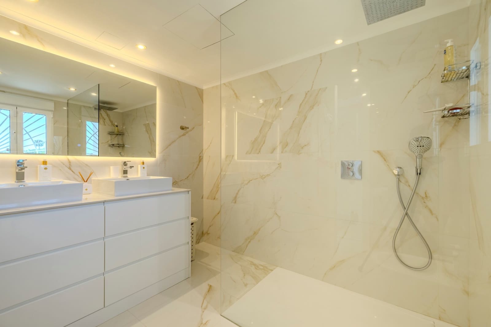 5 sypialnia Finka/Dom wiejski na sprzedaż w Denia z basenem - 2 650 000 € (Ref: 9186262)