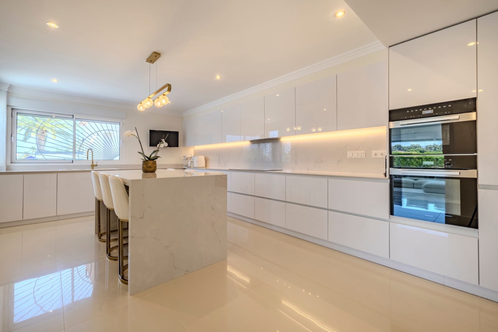 5 sypialnia Finka/Dom wiejski na sprzedaż w Denia z basenem - 2 650 000 € (Ref: 9186262)