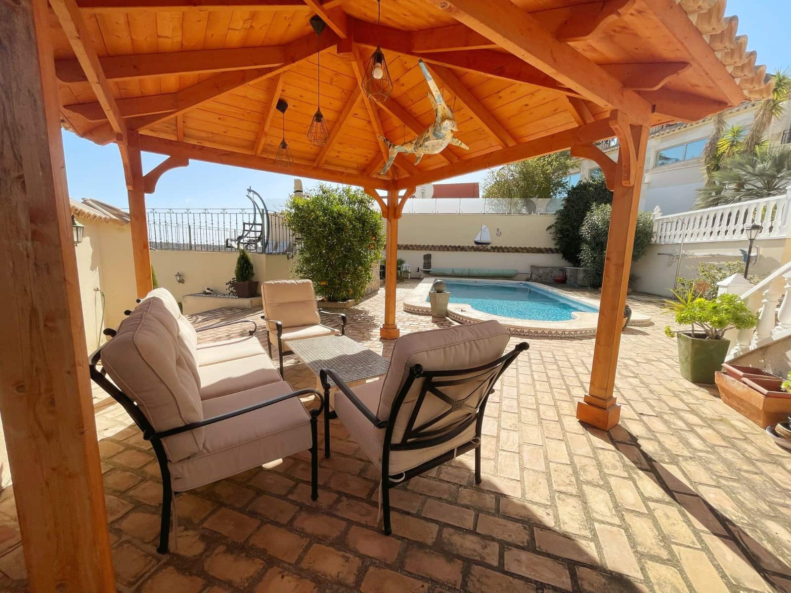 5 bedroom Villa for sale in Ciudad Quesada - € 425,000 (Ref: 9187210)