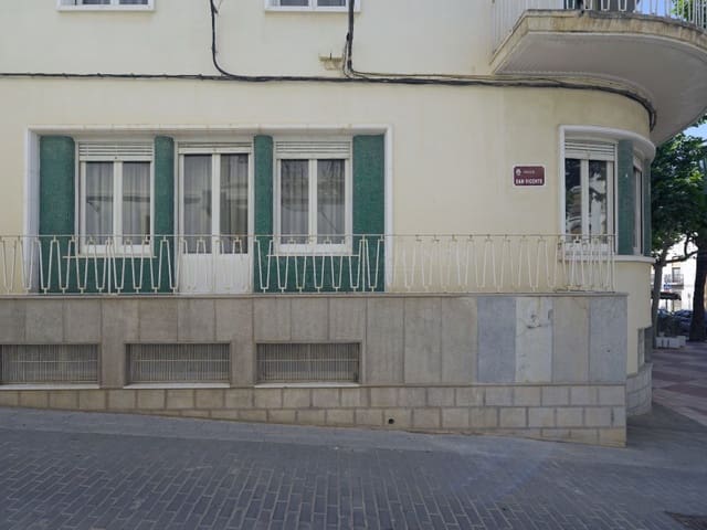 6 bedroom Townhouse for sale in Aspe - € 425,000 (Ref: 9190358)