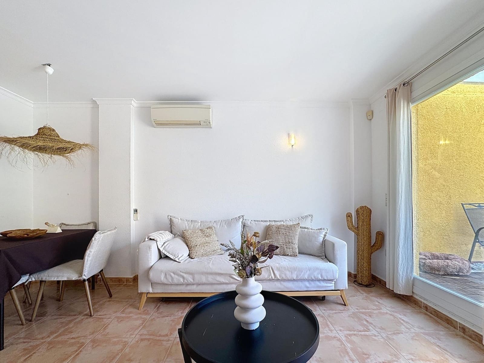 2 soveværelse Lejlighed til salg i Moraira med swimmingpool - € 180.000 (Ref: 9194997)