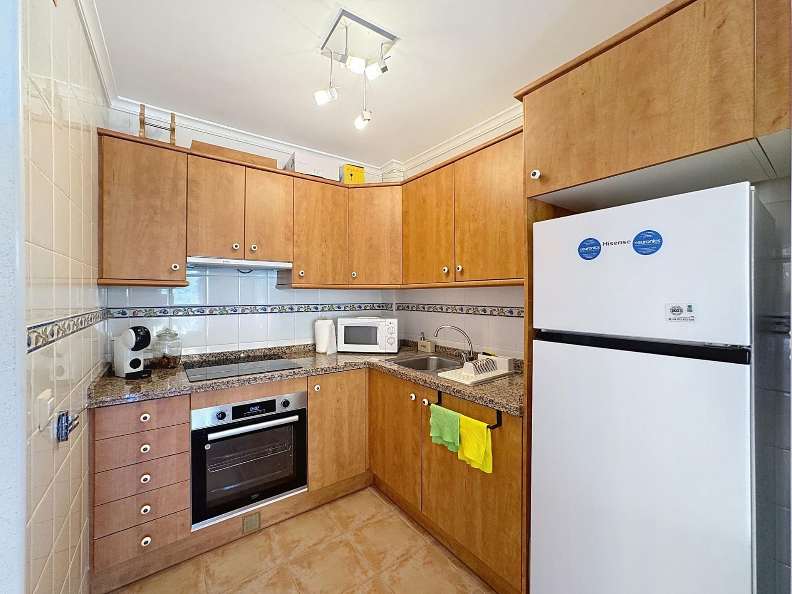 2 soveværelse Lejlighed til salg i Moraira med swimmingpool - € 180.000 (Ref: 9194997)