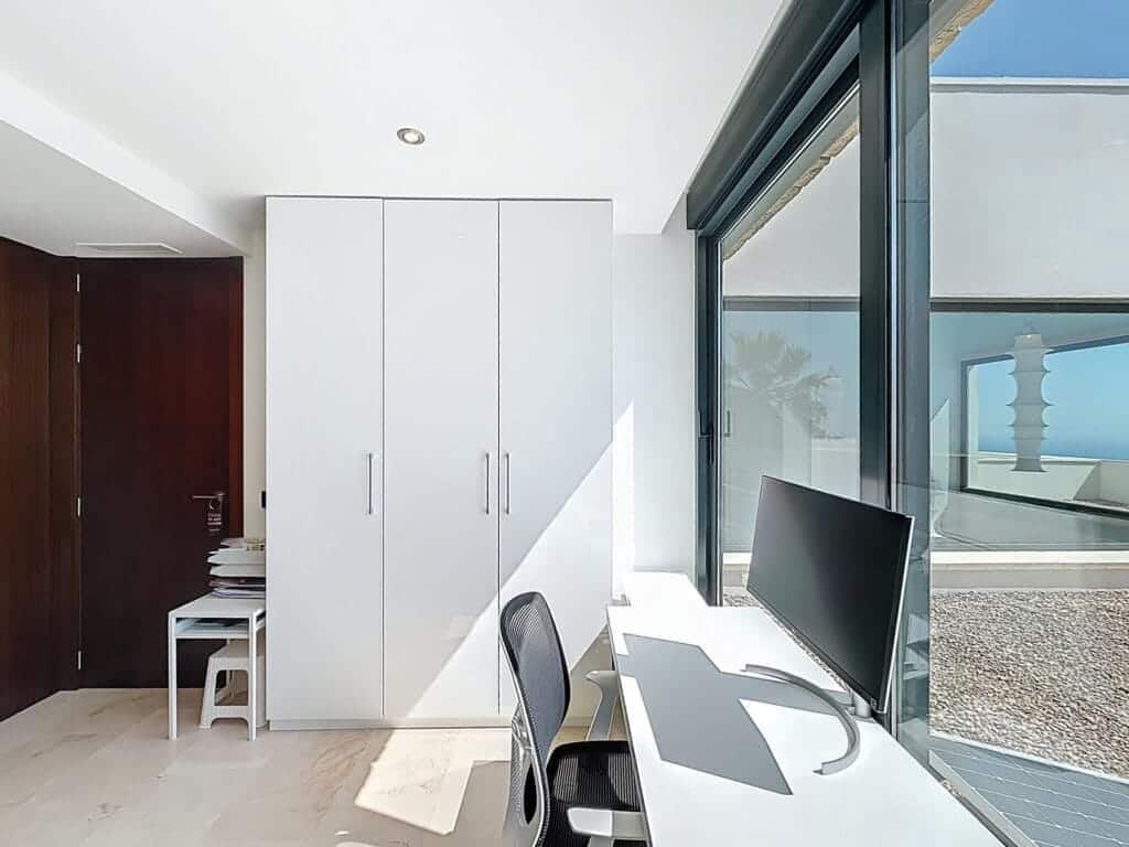 Chalet de 4 habitaciones en Moraira en venta con piscina - 2.350.000 € (Ref: 9198676)