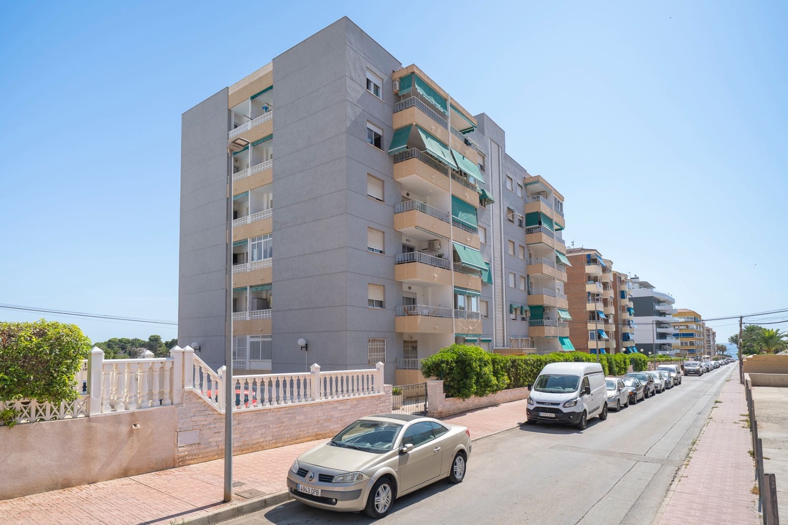 2 chambre Appartement à vendre à Orihuela Costa - 275 000 € (Ref: 9199408)