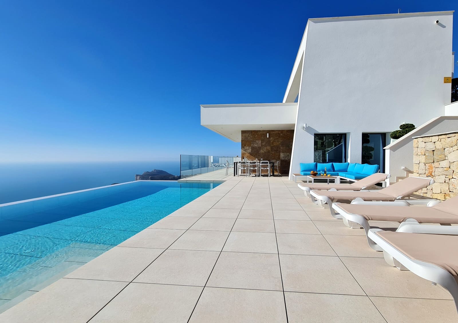 4 bedroom Villa for sale in Moraira - € 1,990,000 (Ref: 9219714)