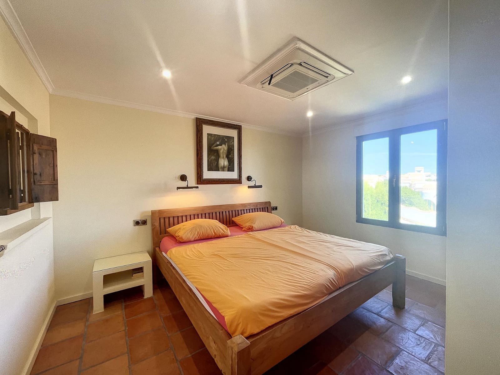 4 bedroom Villa for sale in Moraira with pool - € 1,545,000 (Ref: 9219716)