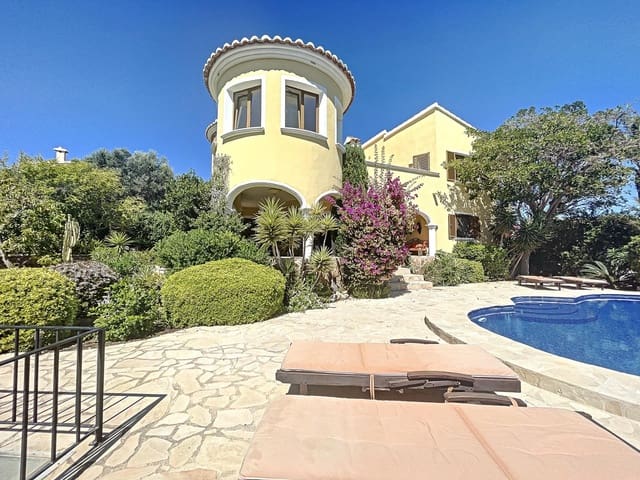4 bedroom Villa for sale in Moraira, Teulada-Moraira with pool - € 1,545,000 (Ref: 9219716)
