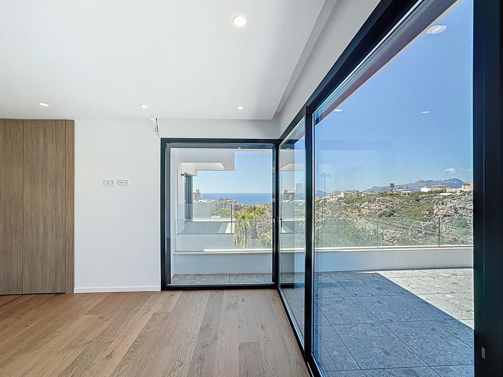 3 soverom Villa til salgs i Moraira med svømmebasseng - € 2 350 000 (Ref: 9223727)