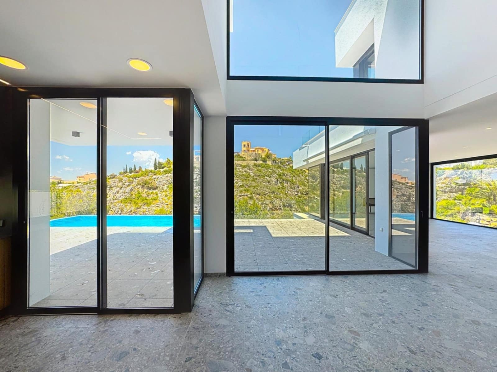 3 soverom Villa til salgs i Moraira med svømmebasseng - € 2 350 000 (Ref: 9223727)
