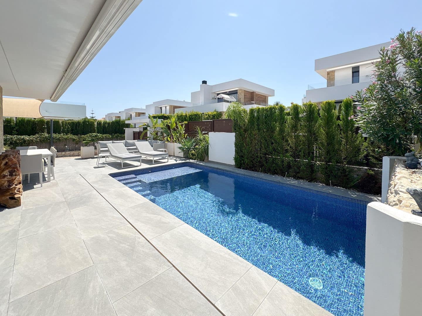 3 slaapkamer Villa te koop in Denia met zwembad - € 900.000 (Ref: 9272088)