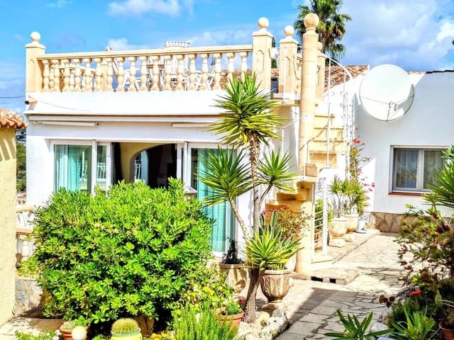 2 soverom Hus til salgs i Moraira, Teulada-Moraira med svømmebasseng - € 299 000 (Ref: 9272092)