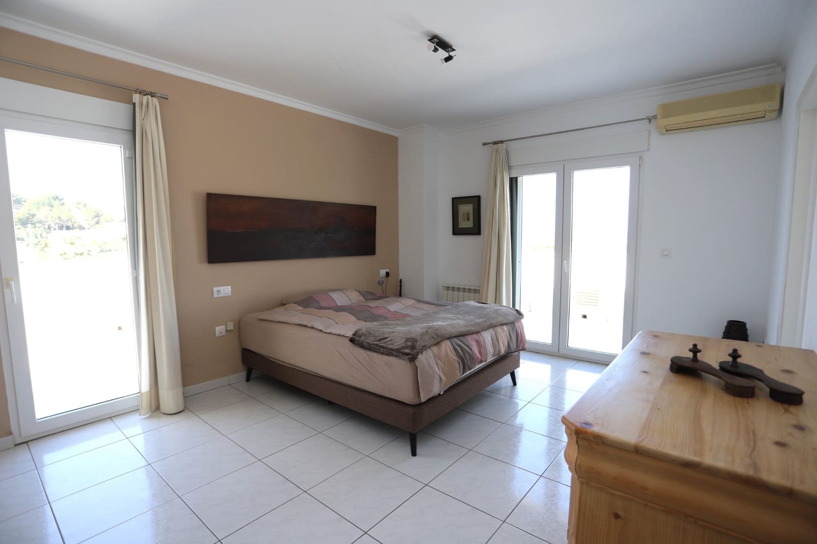 3 soveværelse Villa til salg i Denia med swimmingpool - € 745.000 (Ref: 9272902)