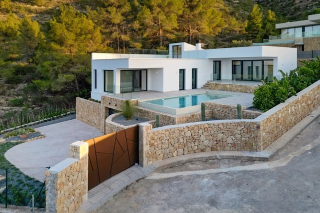 5 chambre Villa/Maison à vendre à Dénia avec piscine - 1 595 000 € (Ref: 9280938)