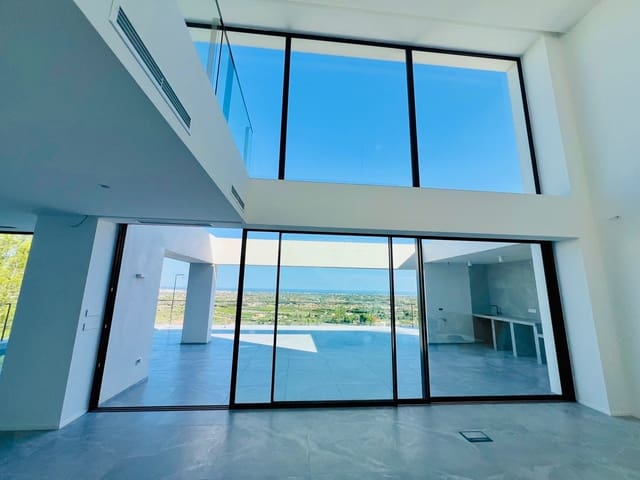 4 quarto Moradia para venda em Dénia com piscina - 1 750 000 € (Ref: 9284903)