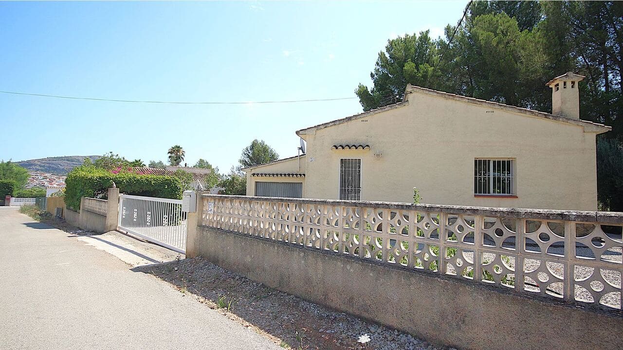 2 slaapkamer Finca/Landhuis te koop in Jalon / Xalo - € 230.000 (Ref: 9288505)