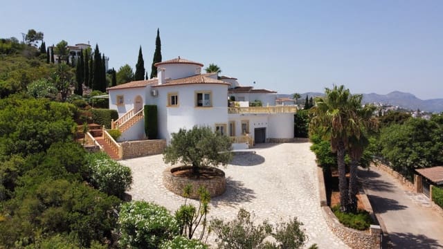 4 chambre Villa/Maison à vendre à Monte Pego, Pego avec piscine - 695 000 € (Ref: 9294020)