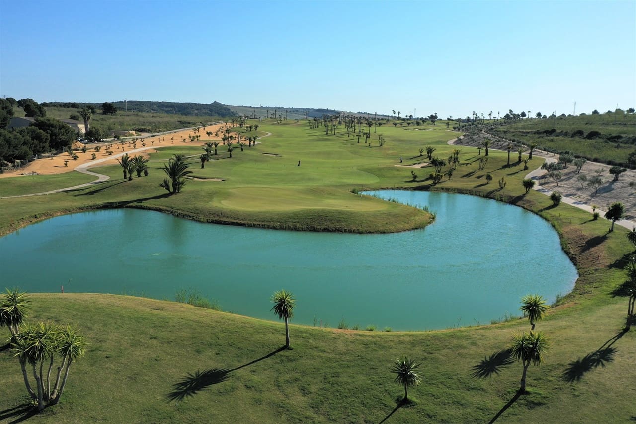 Chalet de 3 habitaciones en Orihuela Costa en venta con piscina garaje - 469.900 € (Ref: 9294177)