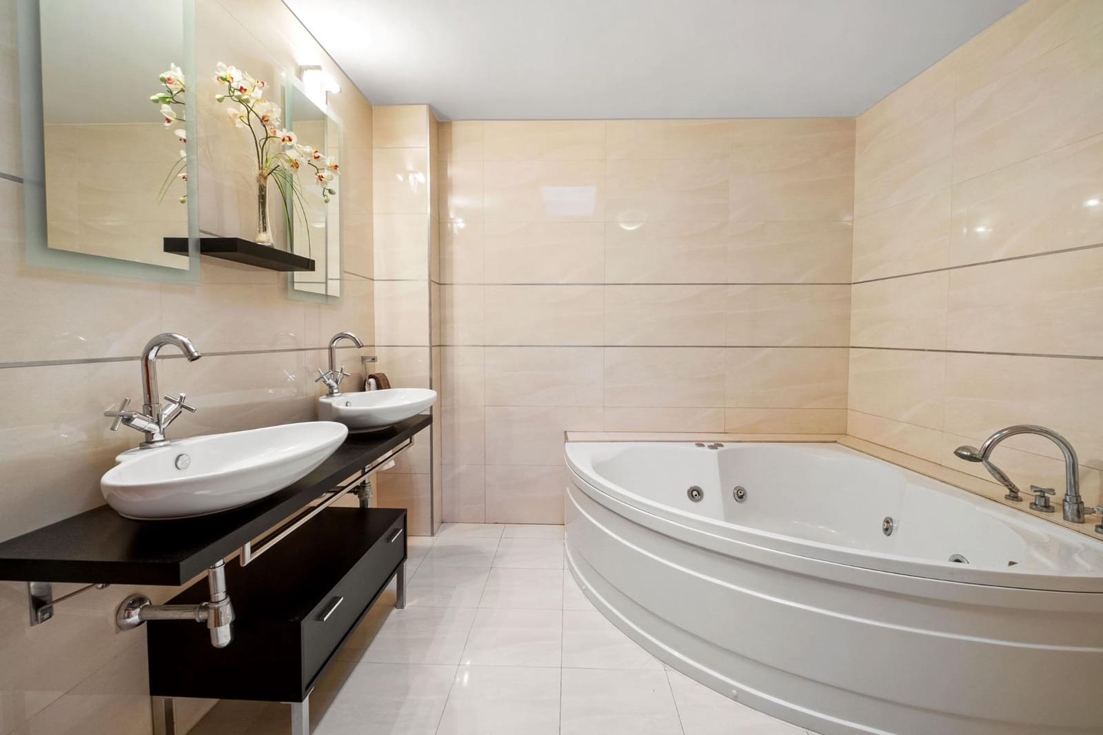 4 bedroom Villa for sale in Rojales - € 389,000 (Ref: 9296091)