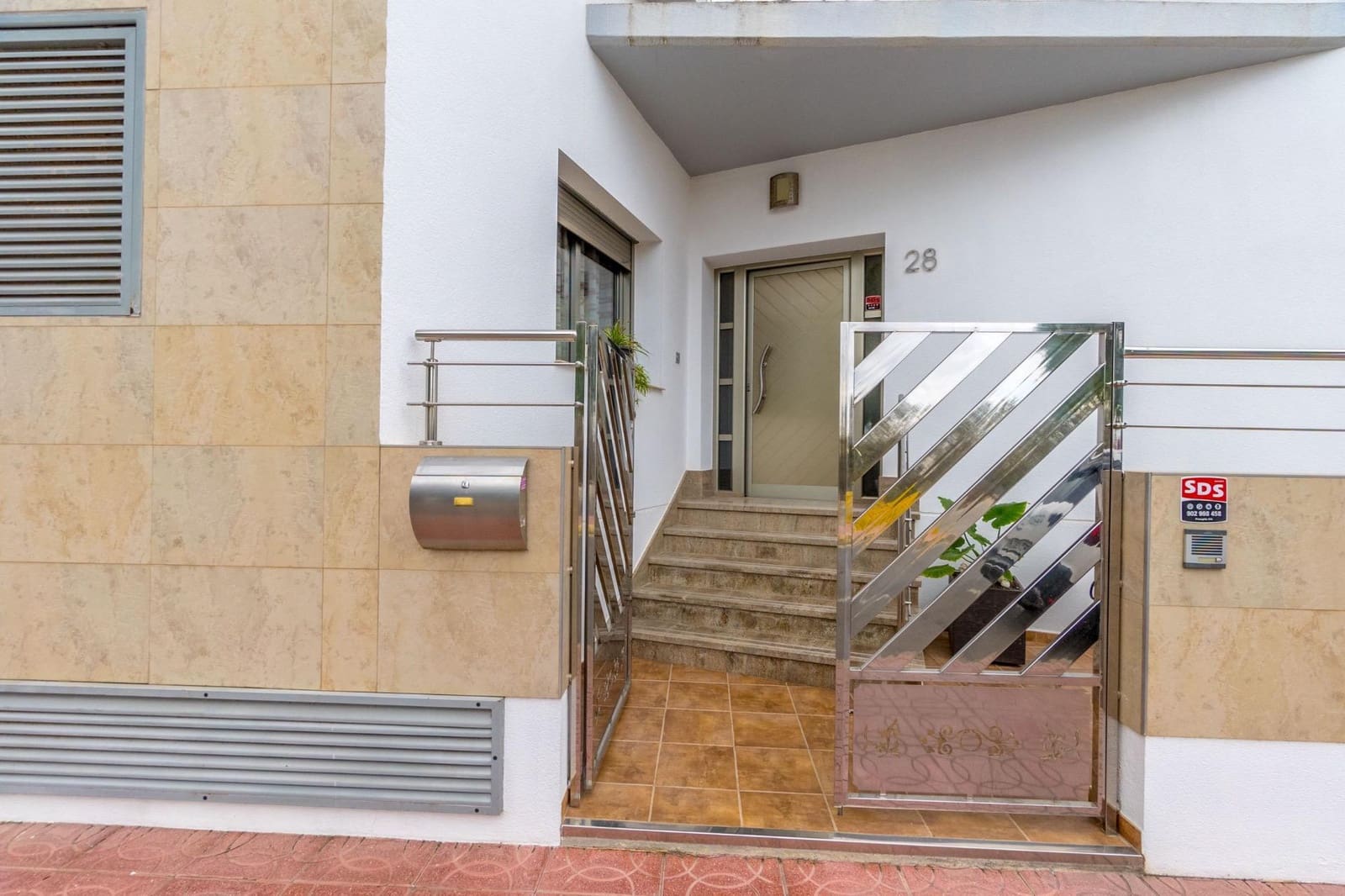 4 bedroom Villa for sale in Rojales - € 389,000 (Ref: 9296091)