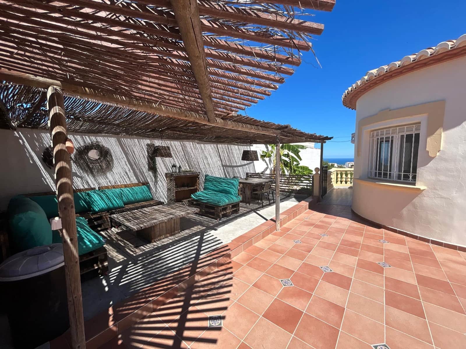 3 Zimmer Villa zu verkaufen in Rafol de Almunia mit Pool - 399.000 € (Ref: 9296092)