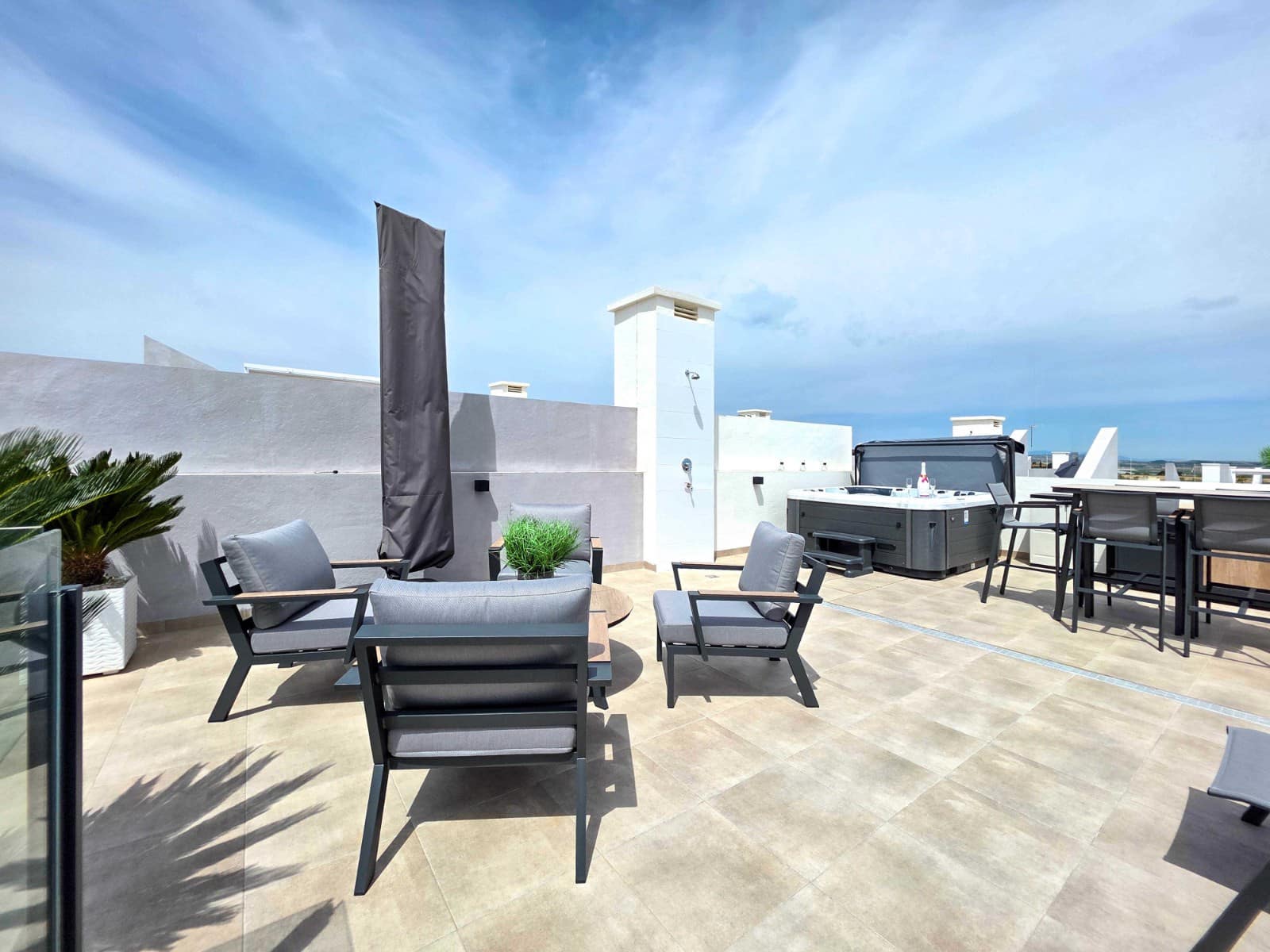 2 bedroom Apartment for sale in San Miguel de Salinas with pool - € 265,000 (Ref: 9304701)