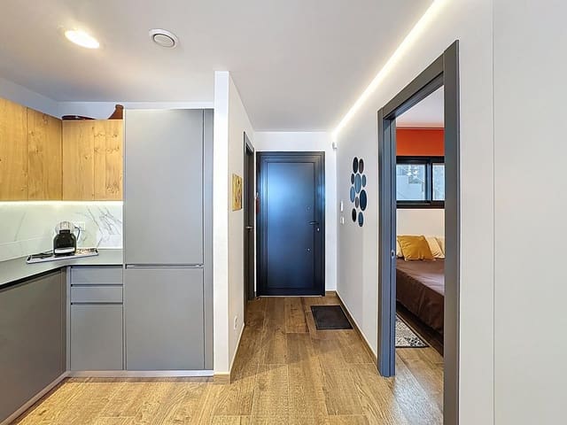 2 slaapkamer Appartement te koop in Moraira, Teulada-Moraira met zwembad - € 340.000 (Ref: 9311603)