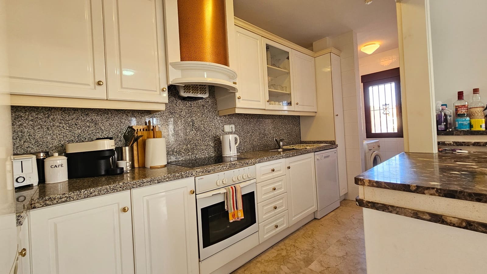 3 soveværelse Lejlighed til salg i Las Ramblas Golf med swimmingpool - € 219.995 (Ref: 9331064)