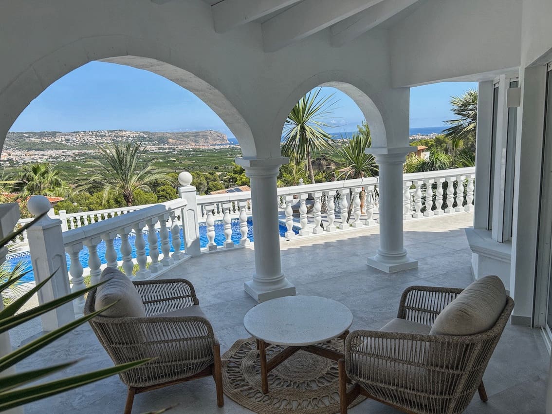 3 makuuhuone Huvila myytävänä paikassa Javea / Xabia mukana uima-altaan - 995 000 € (Ref: 9344355)